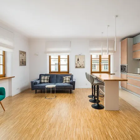 Apartment Market Place Homely Warschau