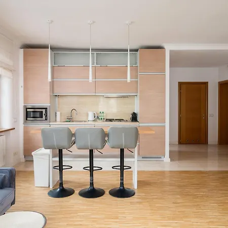 Market Place Homely Apartment *